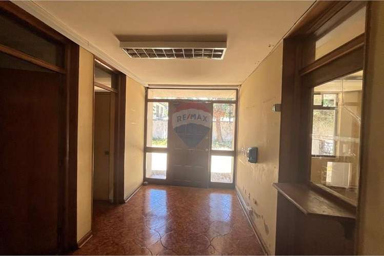 Se arrienda oficina/ clinica / local en 1 ote 1565
