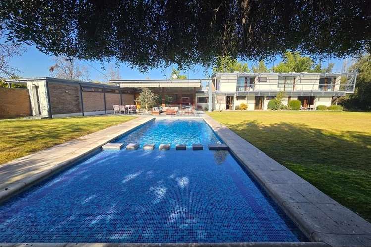 Espectacular casa mediterránea en chicureo