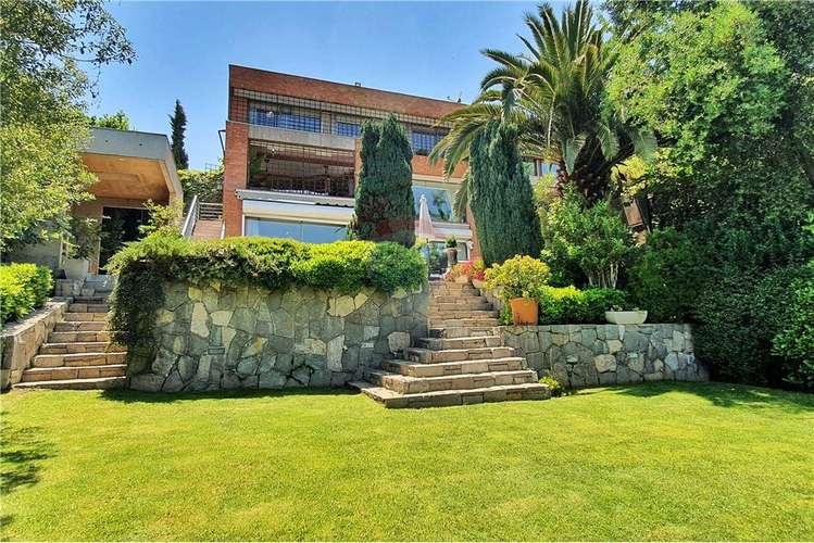 Mediterranea remodelada, preciosa vista y jardin!!