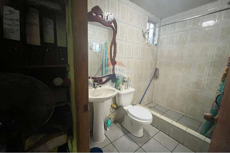 Se vende ferreteria centro de cumpeo, rio claro