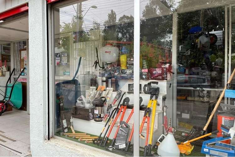 Se vende ferreteria centro de cumpeo, rio claro
