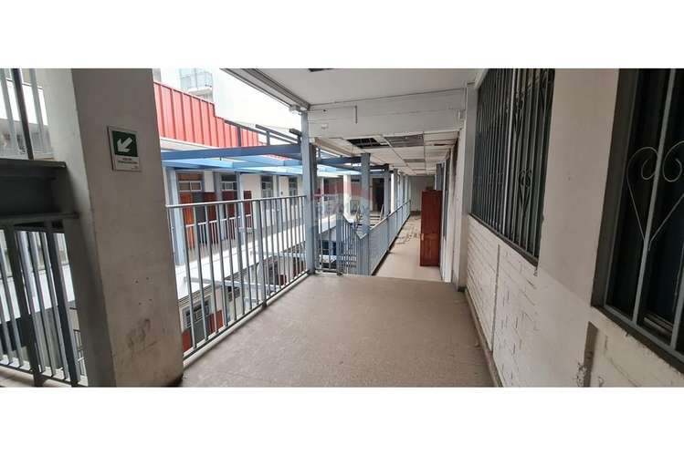 Edificio con anteproyecto aprobado - Imagen 11