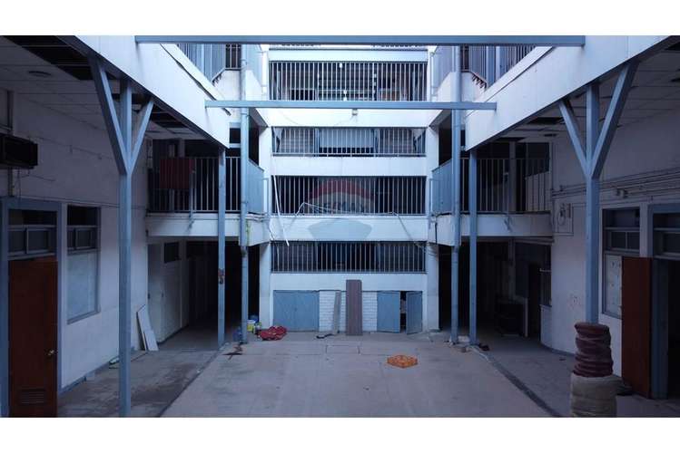 Edificio con anteproyecto aprobado - Imagen 24