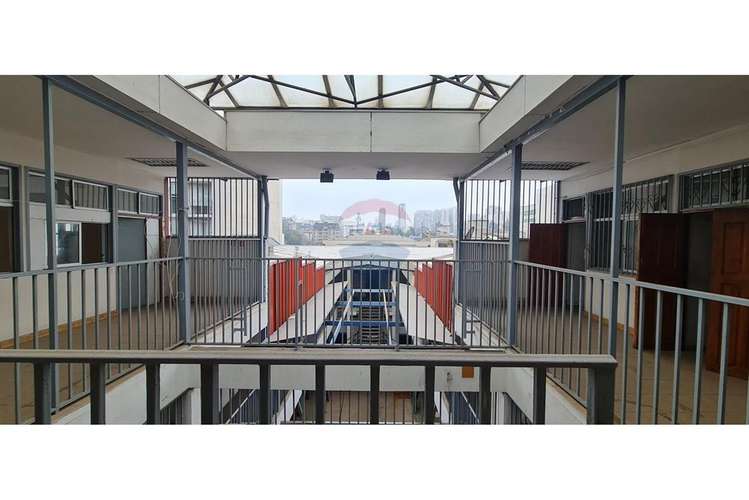Edificio con anteproyecto aprobado - Imagen 15