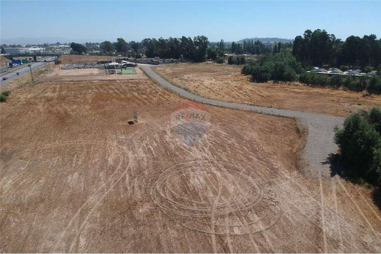 Arriendo lotes de 5.000 m2-3 uf x m2 cruce unihue.