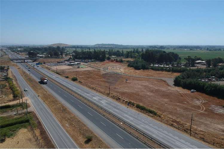 Arriendo lotes de 5.000 m2-3 uf x m2 cruce unihue.