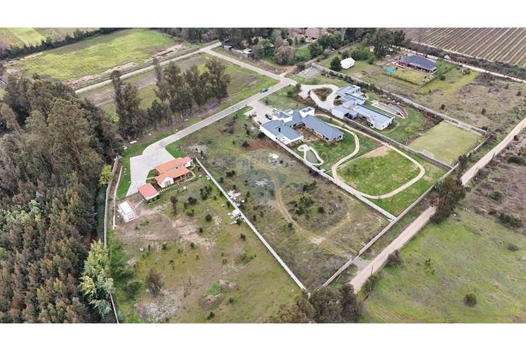 Se vende parcela de agrado 5.000 m2 puertas negras