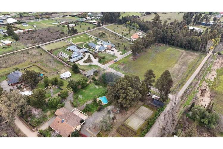 Se vende parcela de agrado 5.000 m2 puertas negras