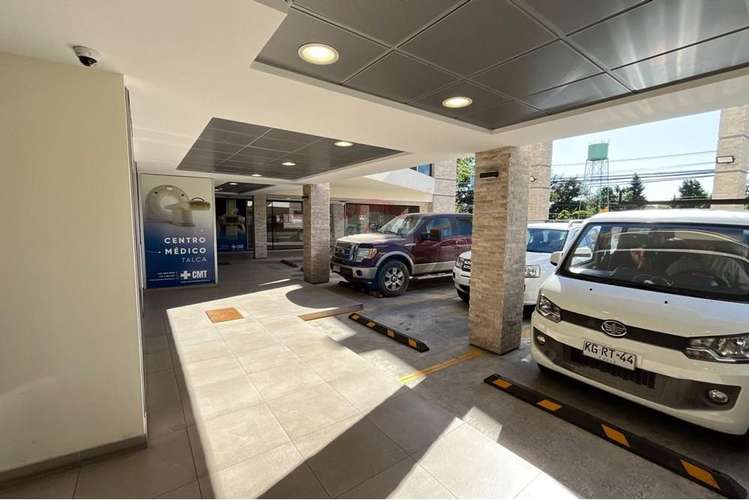 Arriendan 2 locales   en las rastras / 5 norte