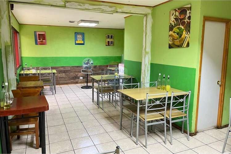 Se vende edifico comercial en curico centro