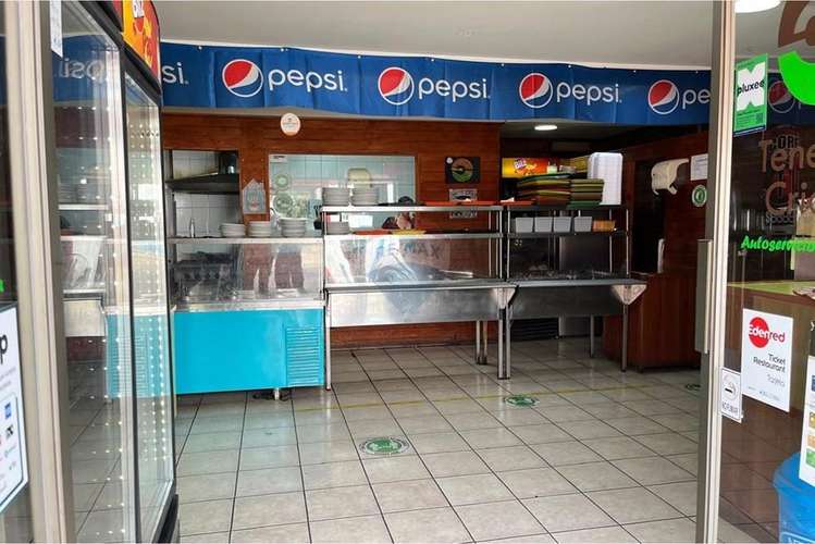 Se vende edifico comercial en curico centro