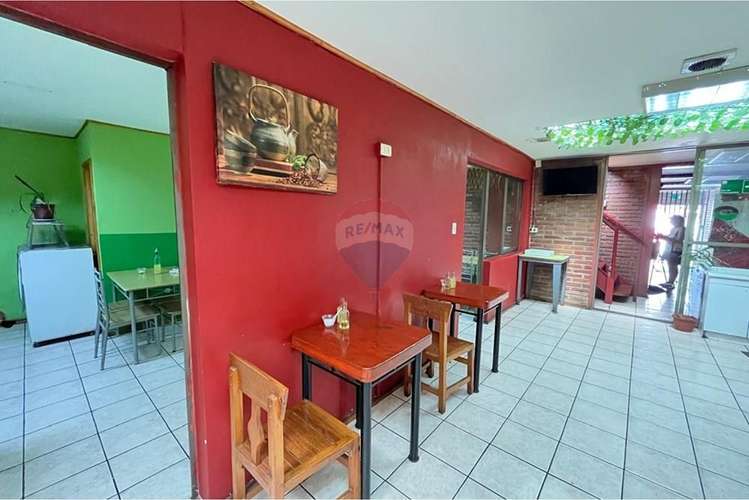 Se vende edifico comercial en curico centro