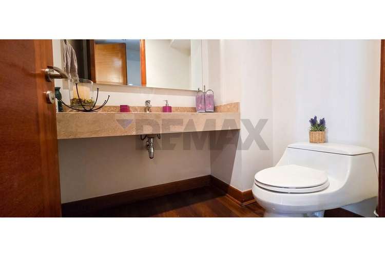 Arriendo cerro san luis 4d 5b 296m2 2 est y bodega - Imagen 24