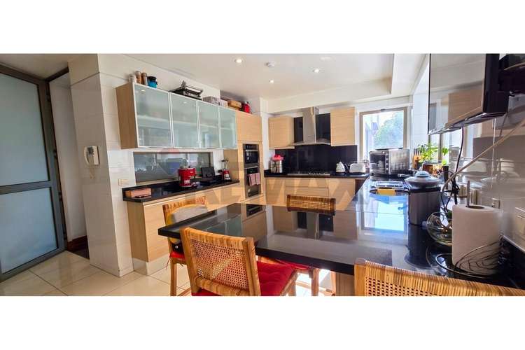 Arriendo cerro san luis 4d 5b 296m2 2 est y bodega - Imagen 13
