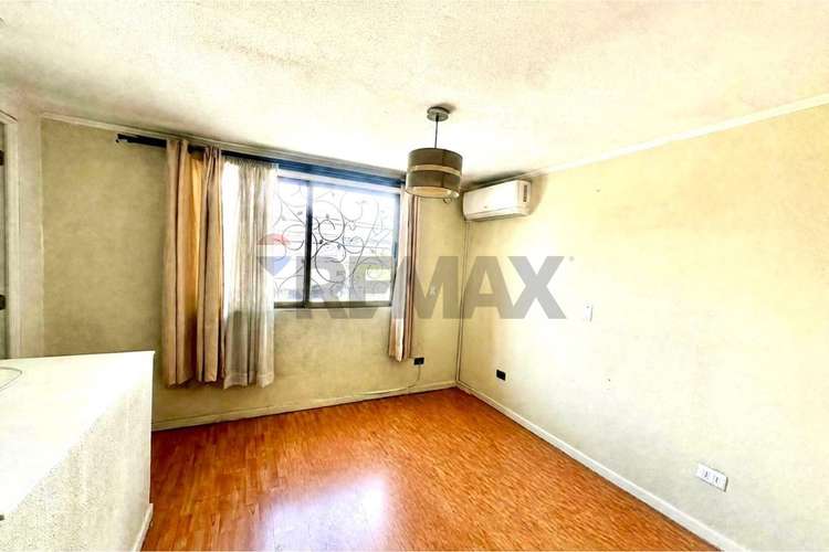 Casa en arriendo 5d/ 2b/ 2est - Imagen 9