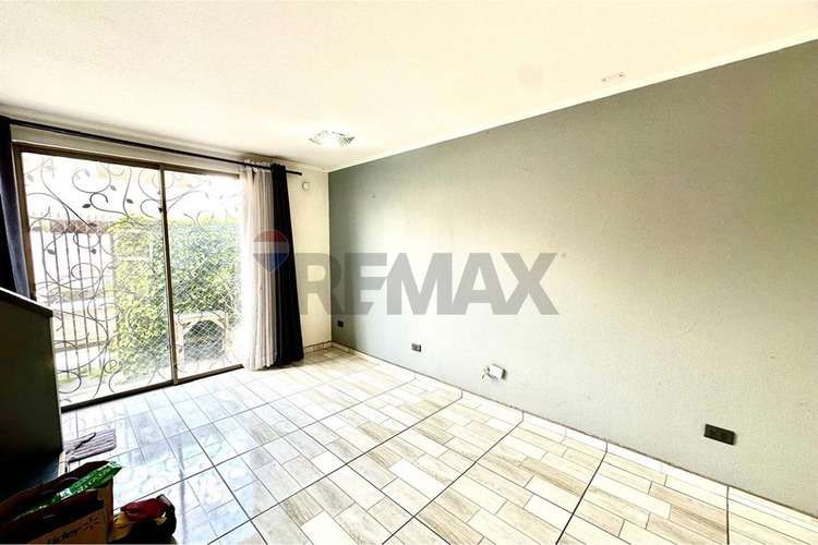 Casa en arriendo 5d/ 2b/ 2est - Imagen 4