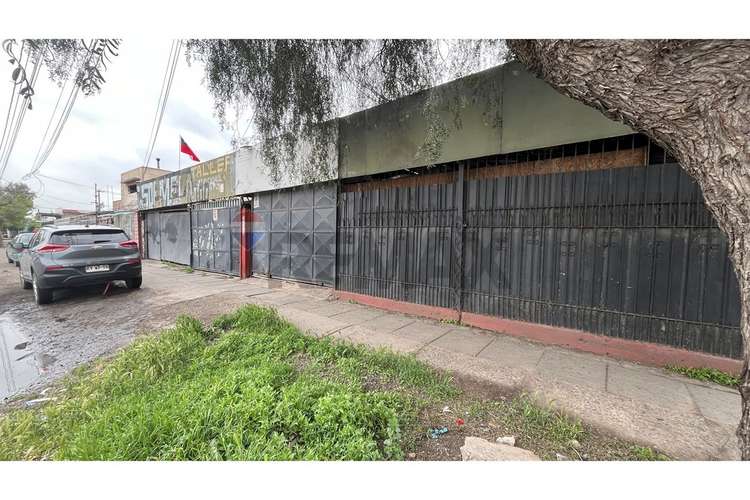 "casa esquina con espacio comercial en el bosque - Imagen 5