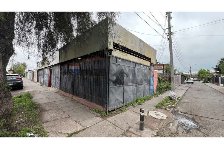 "casa esquina con espacio comercial en el bosque - Imagen 6