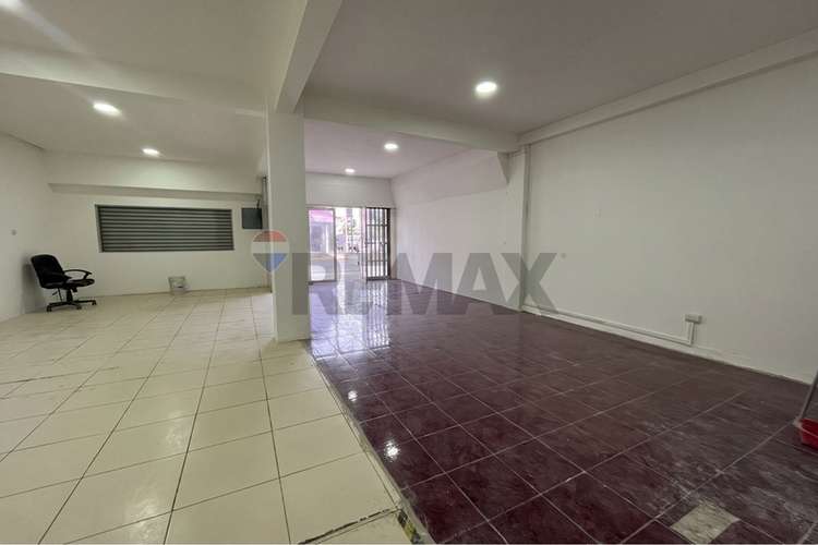 Arriendo local comercial 75 m2. plaza de maipú