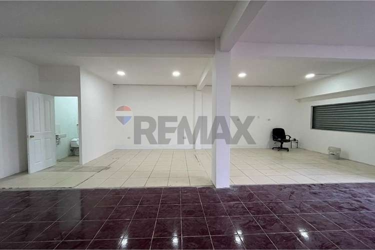 Arriendo local comercial 75 m2. plaza de maipú