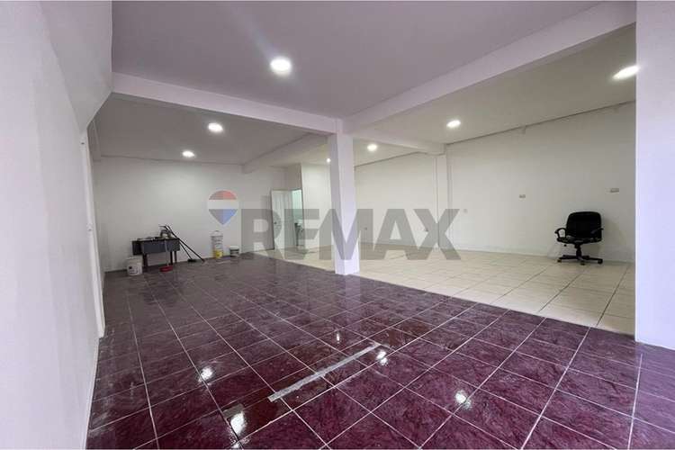 Arriendo local comercial 75 m2. plaza de maipú