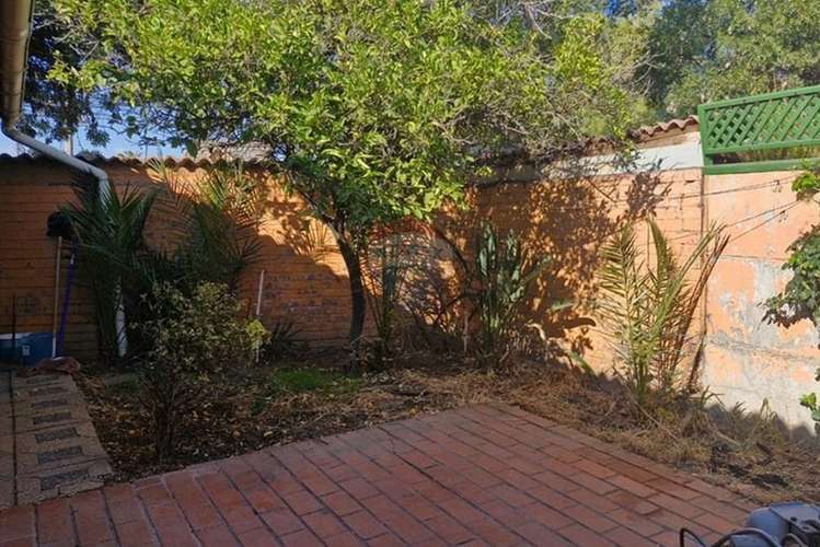 Acogedora casa 3d/2b con patio - Imagen 16