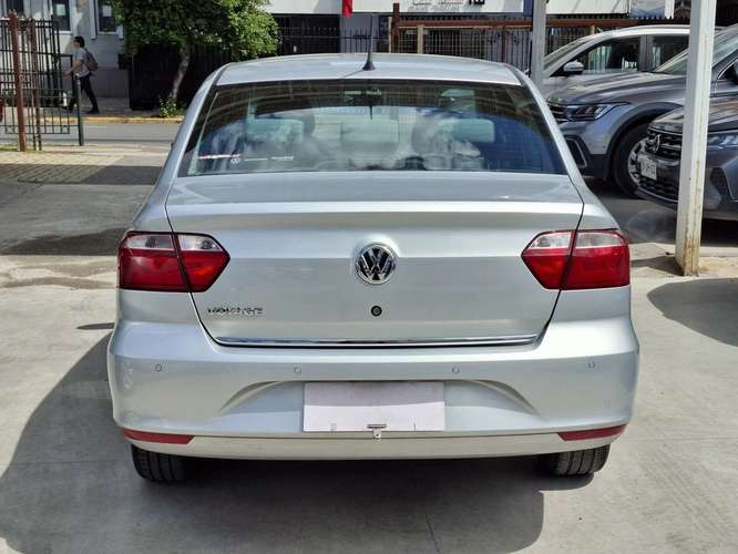 VOLKSWAGEN VOYAGE 2022