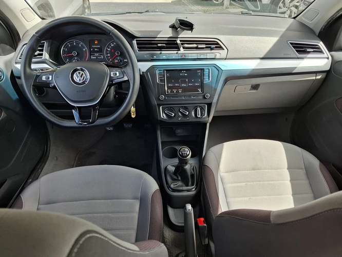VOLKSWAGEN VOYAGE 2022