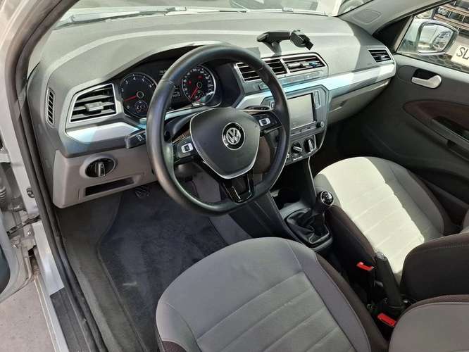 VOLKSWAGEN VOYAGE 2022