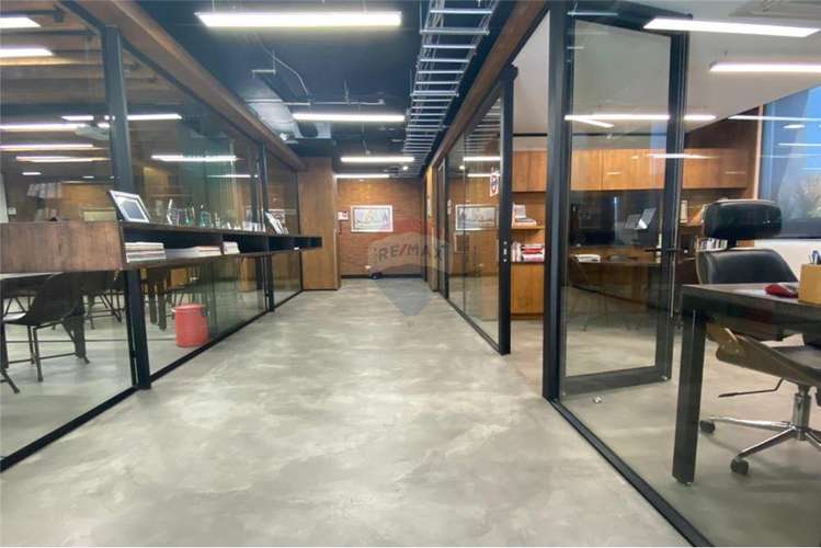 Oficina con terraza  privada - Imagen 2