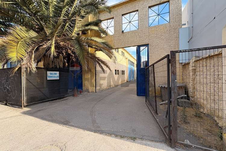 Venta bodega con oficinas  san miguel - Imagen 1