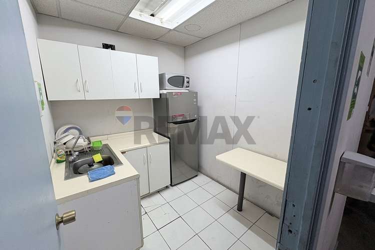Venta bodega con oficinas  san miguel - Imagen 26