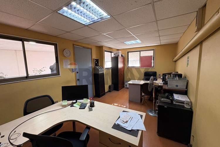 Venta bodega con oficinas  san miguel - Imagen 14