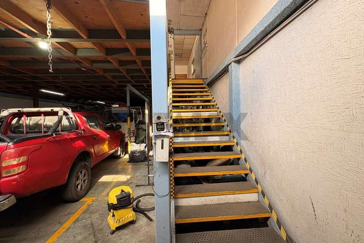 Venta bodega con oficinas  san miguel - Imagen 9