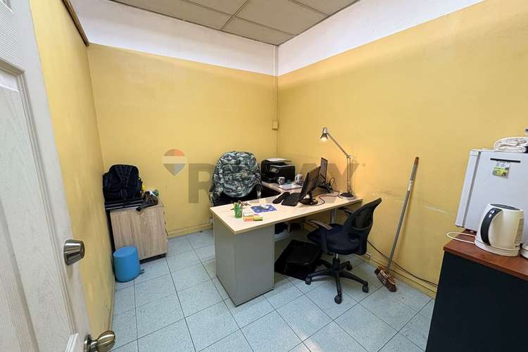 Venta bodega con oficinas  san miguel - Imagen 18