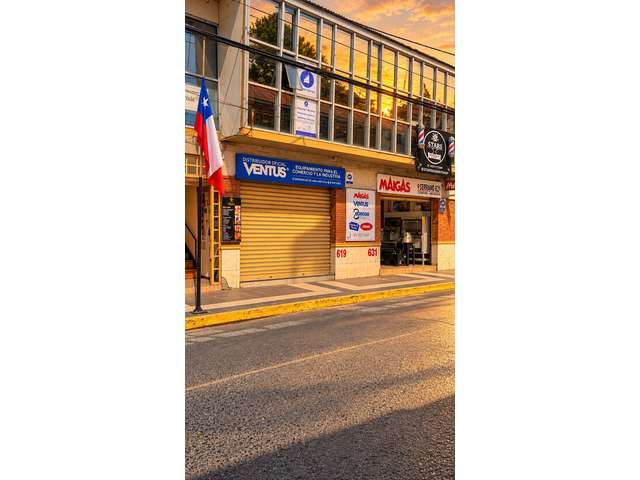 ¡Excelente oportunidad comercial a pasos de la Plaza de Armas de Melipilla!