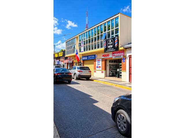 ¡Excelente oportunidad comercial a pasos de la Plaza de Armas de Melipilla!