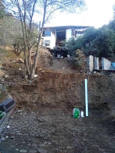 Terreno 4215 mts con casa a medio terminar en Arrayan - Imagen 4