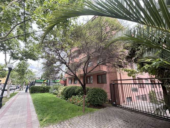 Acogedor departamento en arriendo de 2 dorm. en Providencia - Imagen 23