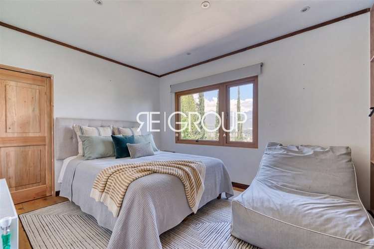 Casa en venta de 5 dorm. en Vitacura