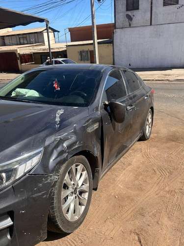 Remate Kia óptima 2016