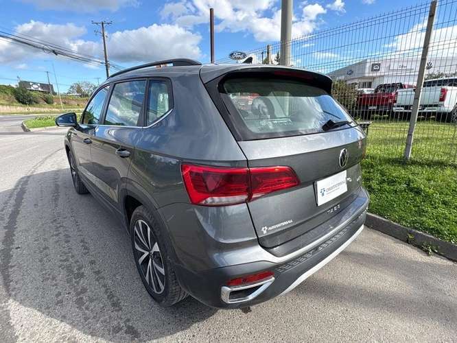 VOLKSWAGEN TAOS 2025