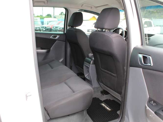 MAZDA NEW BT 50 DCAB SDX 4x4 2.2 2019 - Imagen 7