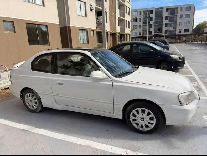 Automóvil hyundai Accent Prime