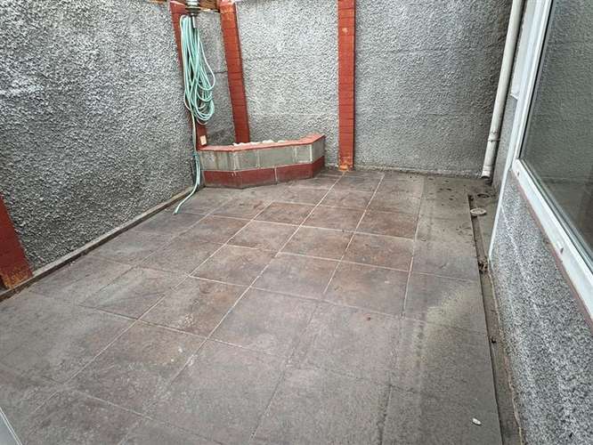 HERMOSA PROPIEDAD DENTRO DE CONDOMINIO EN ENEA - Imagen 33