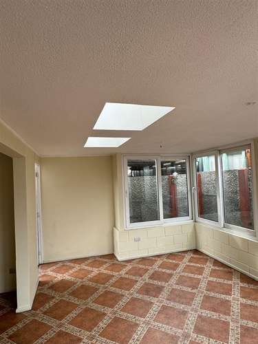 HERMOSA PROPIEDAD DENTRO DE CONDOMINIO EN ENEA - Imagen 7
