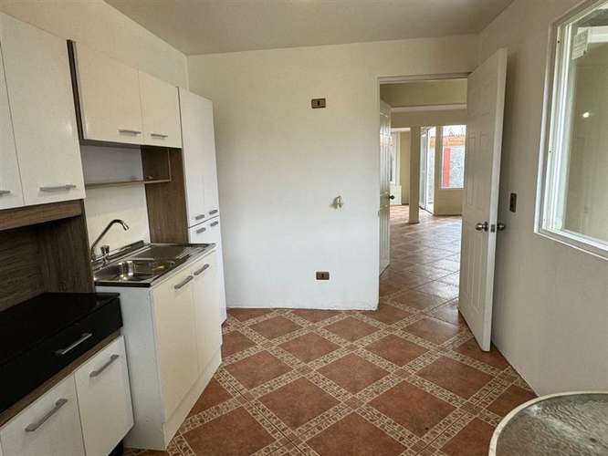 HERMOSA PROPIEDAD DENTRO DE CONDOMINIO EN ENEA - Imagen 13
