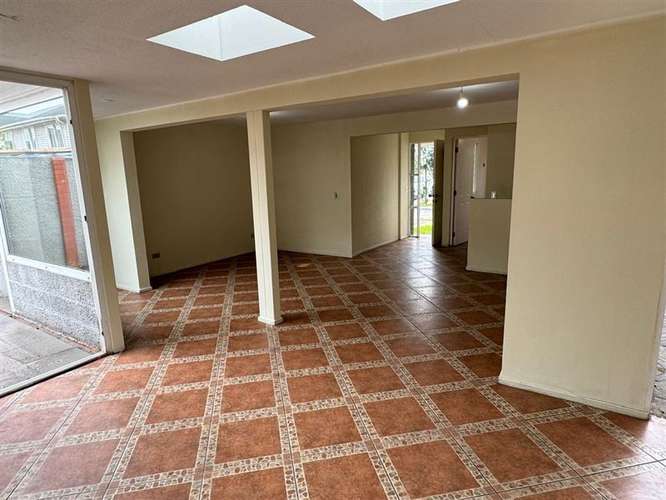 HERMOSA PROPIEDAD DENTRO DE CONDOMINIO EN ENEA - Imagen 8