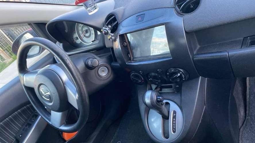 Auto automático Mazda Demio