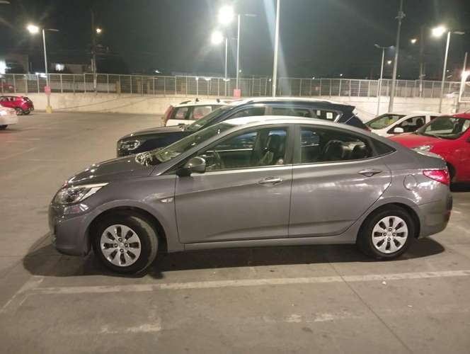 Hyundai Accent RB 2017 – Excelente estado (Único dueño)